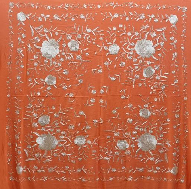 Handmade Manila Embroidered Shawl. Natural Silk. Ref. 1010620CRLMRFL