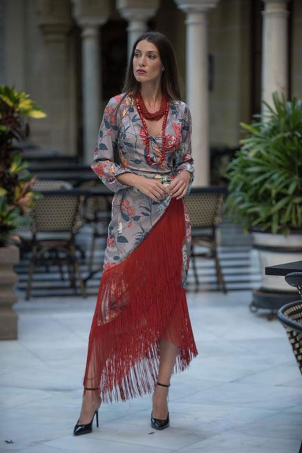 Vestido de Flecos Modelo Botanic, Trajes de Flamenca Vestidos Flamenco de  Sevillana Moda Sevilla