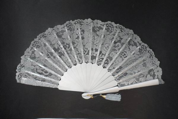 Silver-Colored Maid of Honor´s Fan. Ref. 1759