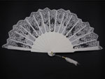 White Fan with Lace. Off White 24.460€ #503281330BC