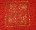 マニラ・ショ－ル（機会刺繍）. 赤い布地に多色刺繍. 132cm X 132cm. 20.000€ #50013MNTRJCLRS