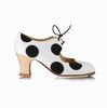 Chaussures de Flamenco à pois Begoña Cervera. Modèle: Lunares Cordonera 123.967€ #50082M77