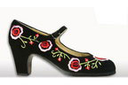 Chaussure flamenco Begoña Cervera. Noir et broderies couleurs