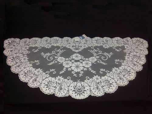 Mantilla Triangular Media Luna. Medidas 80 cm x 160 cm