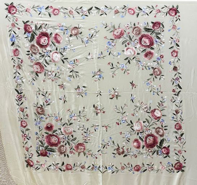 Handmade Embroidered Natural Silk Shawl. Fringes and Embroidery Same Color. Ref. 1011217MRFLCO