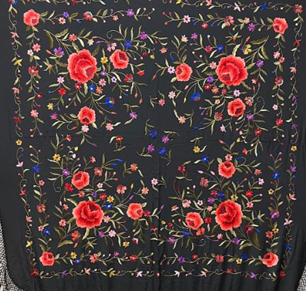 Handmade Manila Embroidered Shawl. Natural Silk. Ref. 1010620NGAZCOL