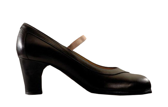 Zapato Flamenco Begoña Cervera. Salon Goma