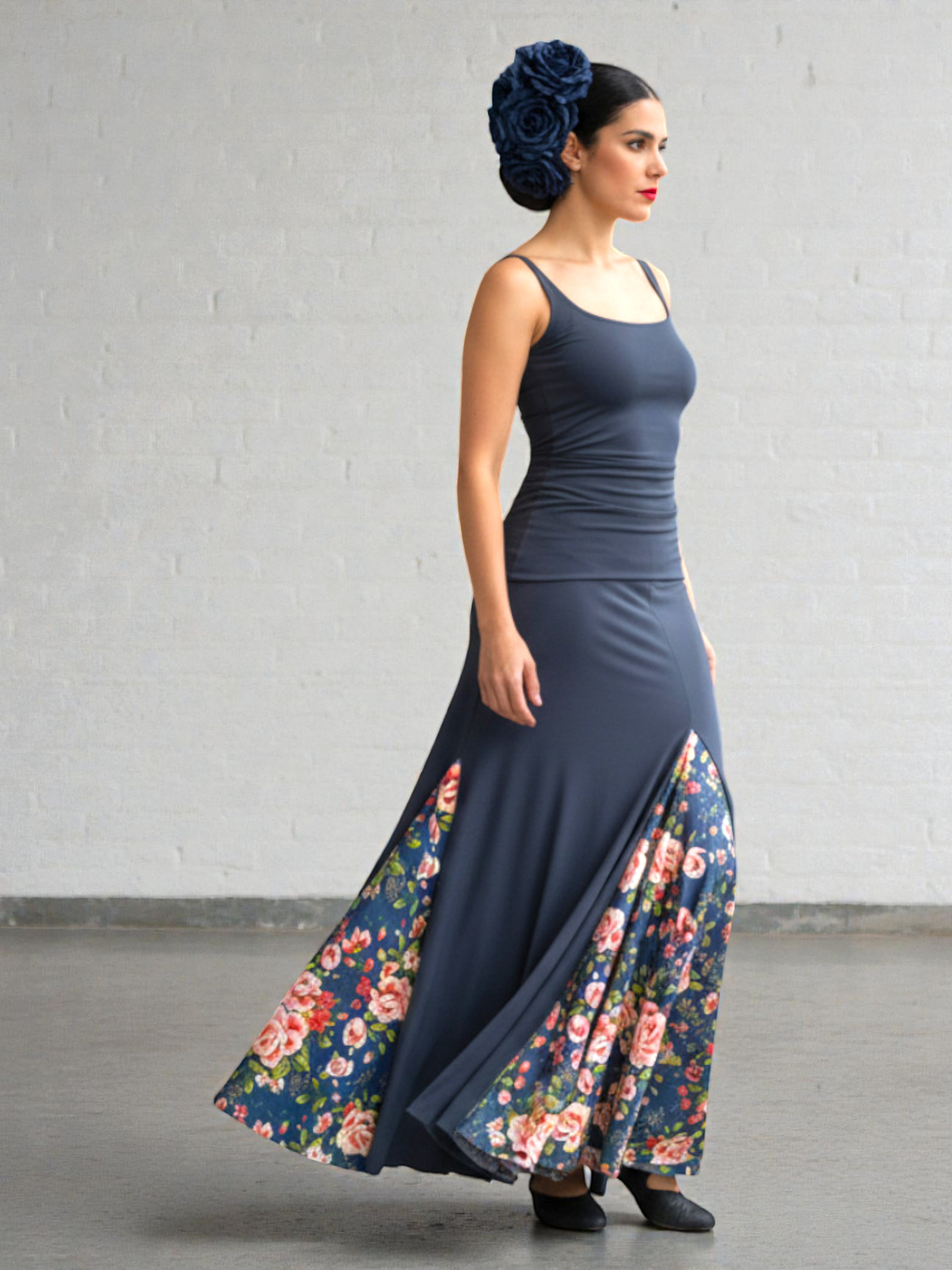 フラメンコスカート ミラベル。ブルーにリボンとプリントされたゴデット付き