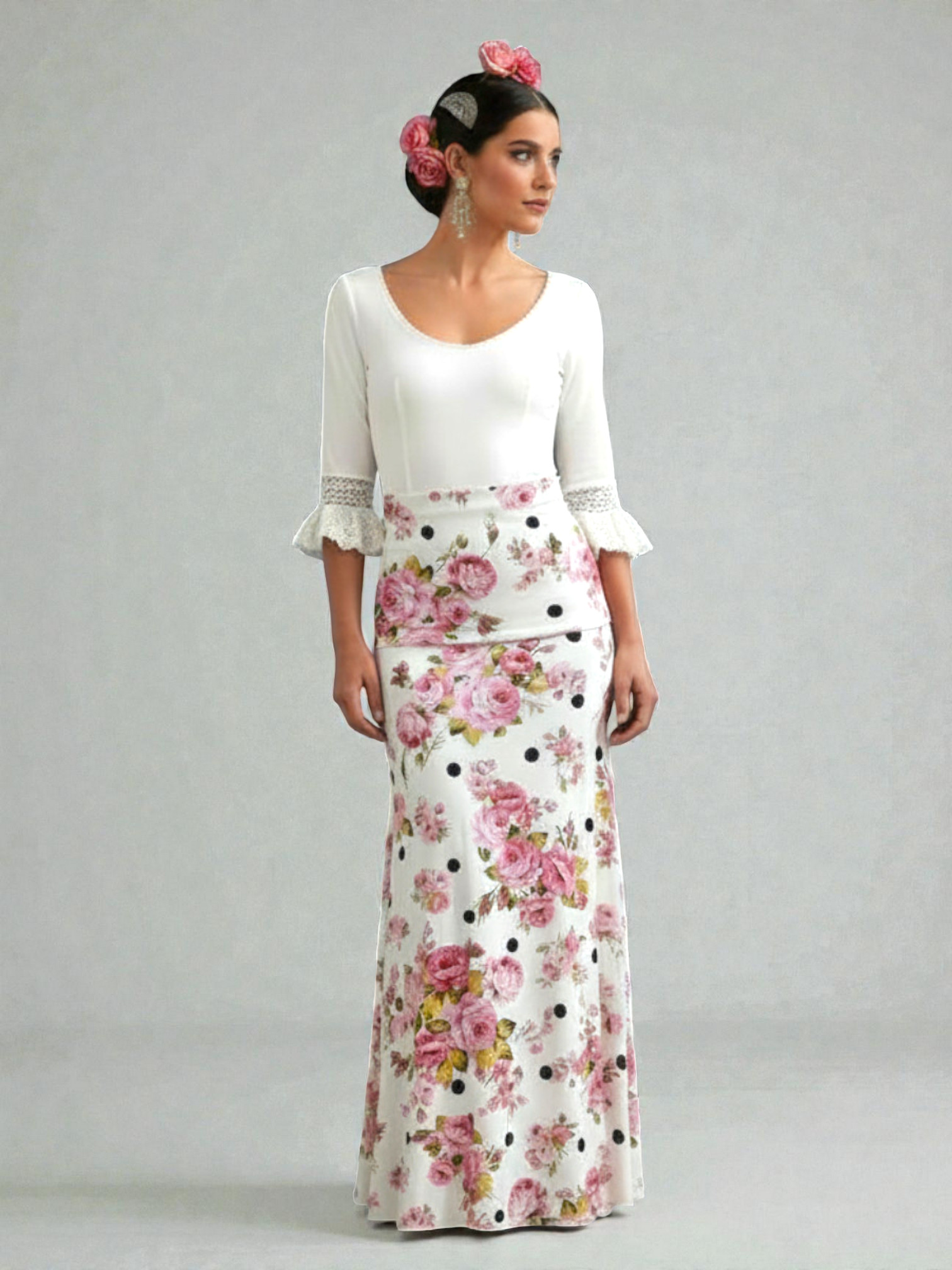 フラメンコスカート ピンクの花と黒のドット柄