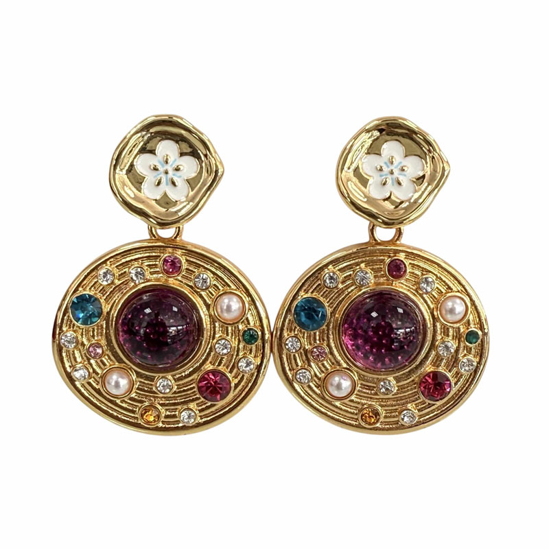 Pendientes Céline Dorados con Cristales Multicolor. Elegancia Brillante
