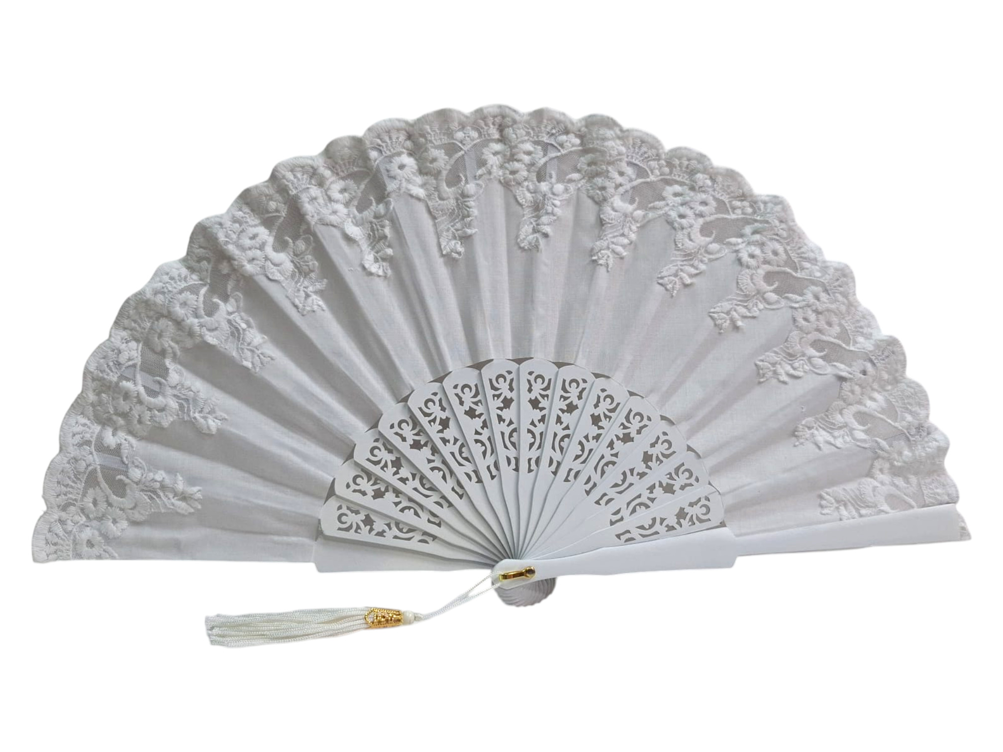 アイボリーのレースと白い布で作られたエレガントな花嫁用扇子、木製の彫刻デザイン付き