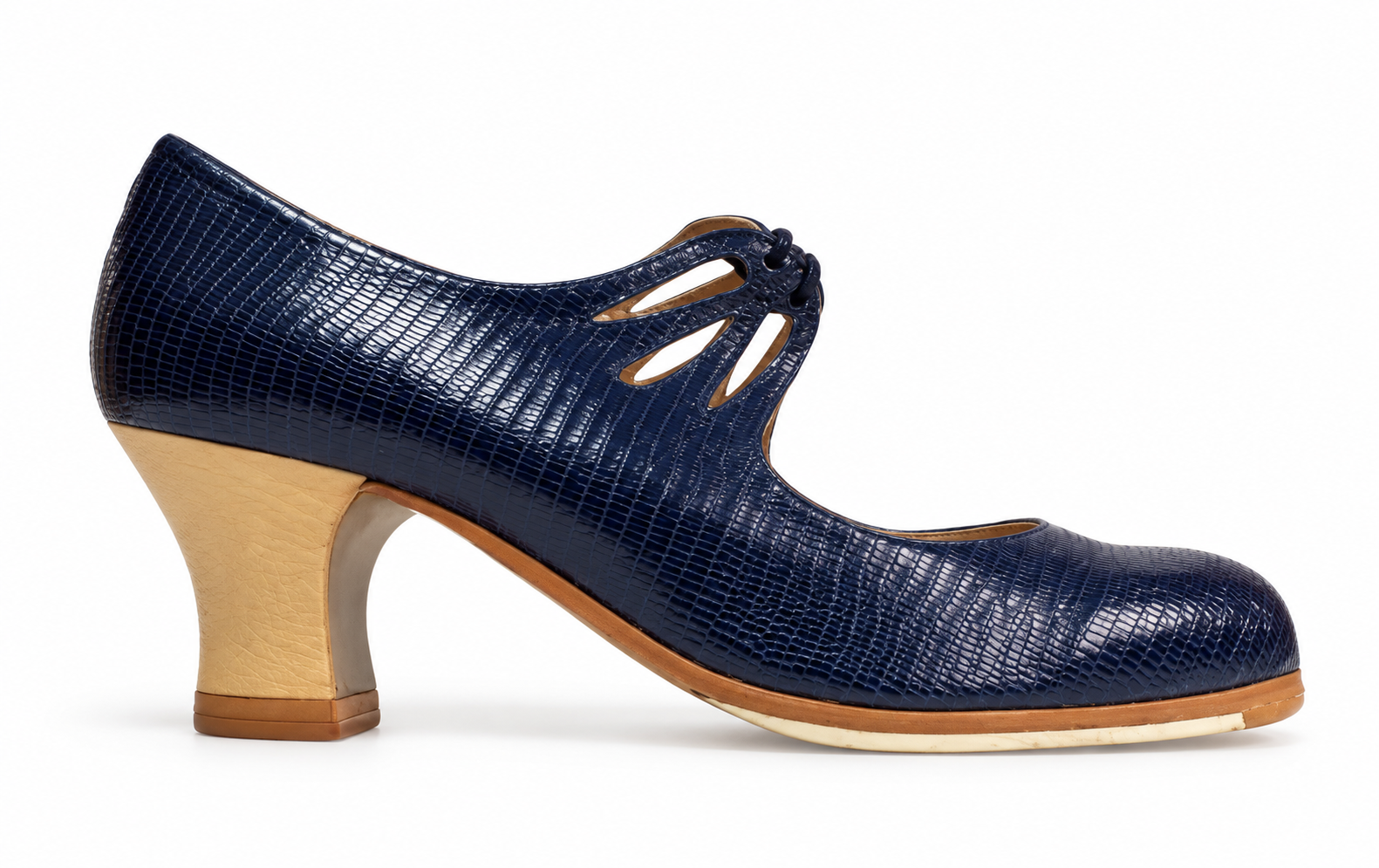 Chaussures de Flamenco Begoña Cervera. Cordonera Calado