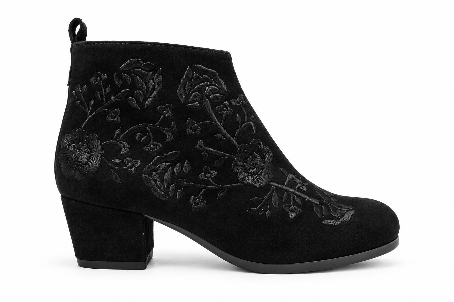 Zapato Flamenco Begoña Cervera. Botín Bordado Negro