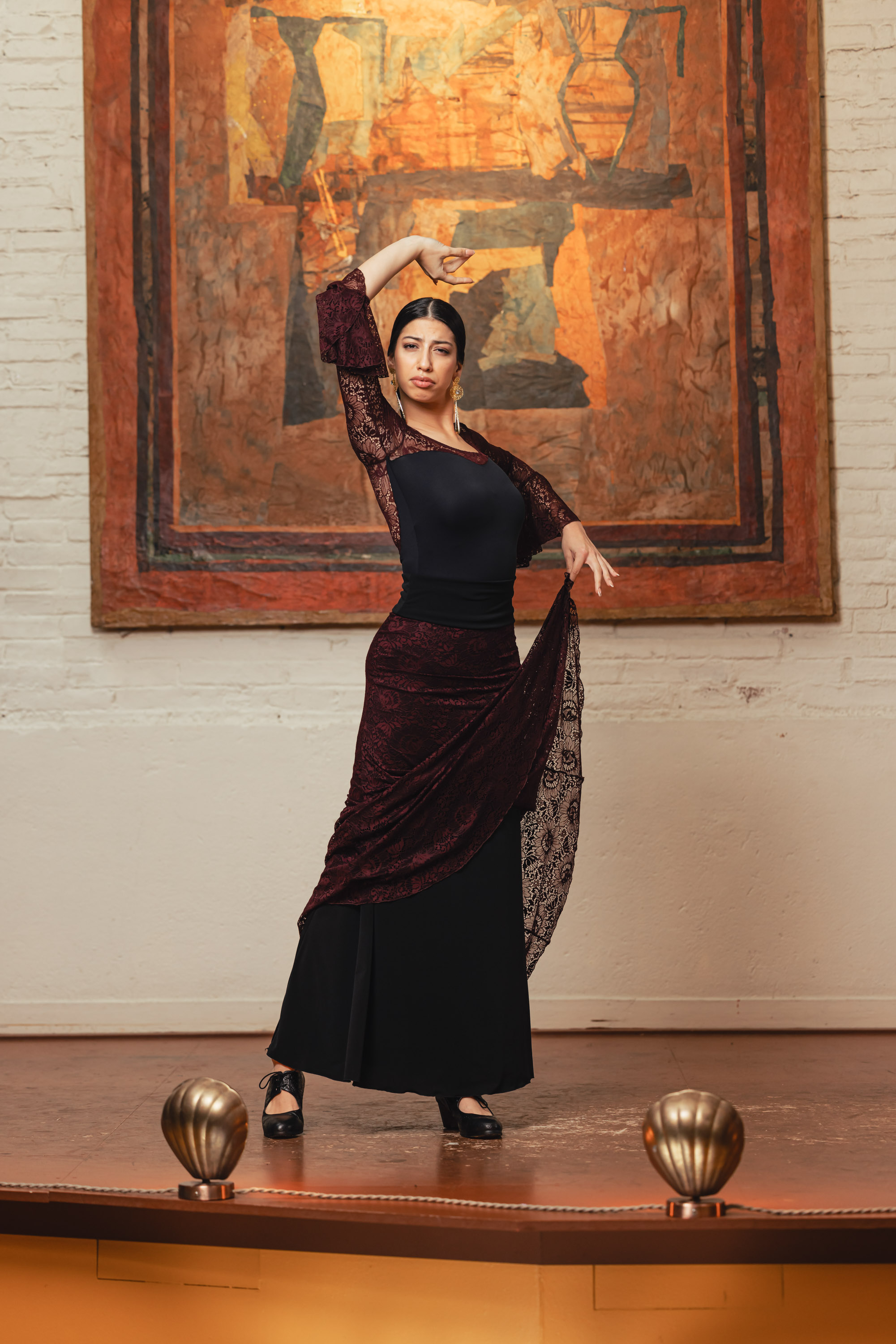 Jupe de danse flamenco Vejer en dentelle et tissu élastique. Davedans