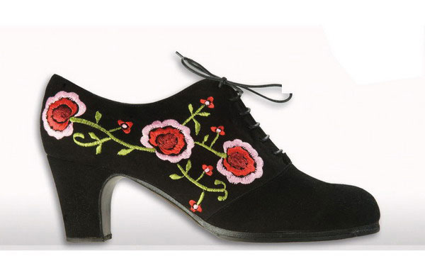 Zapato Flamenco Begoña Cervera. Ingles Bordado